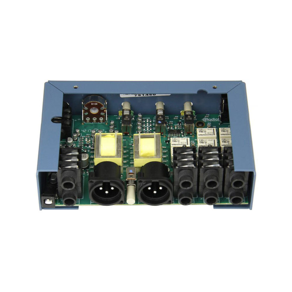 Radial Engineering Backtrack - Stereo Backing Track Source Switcher