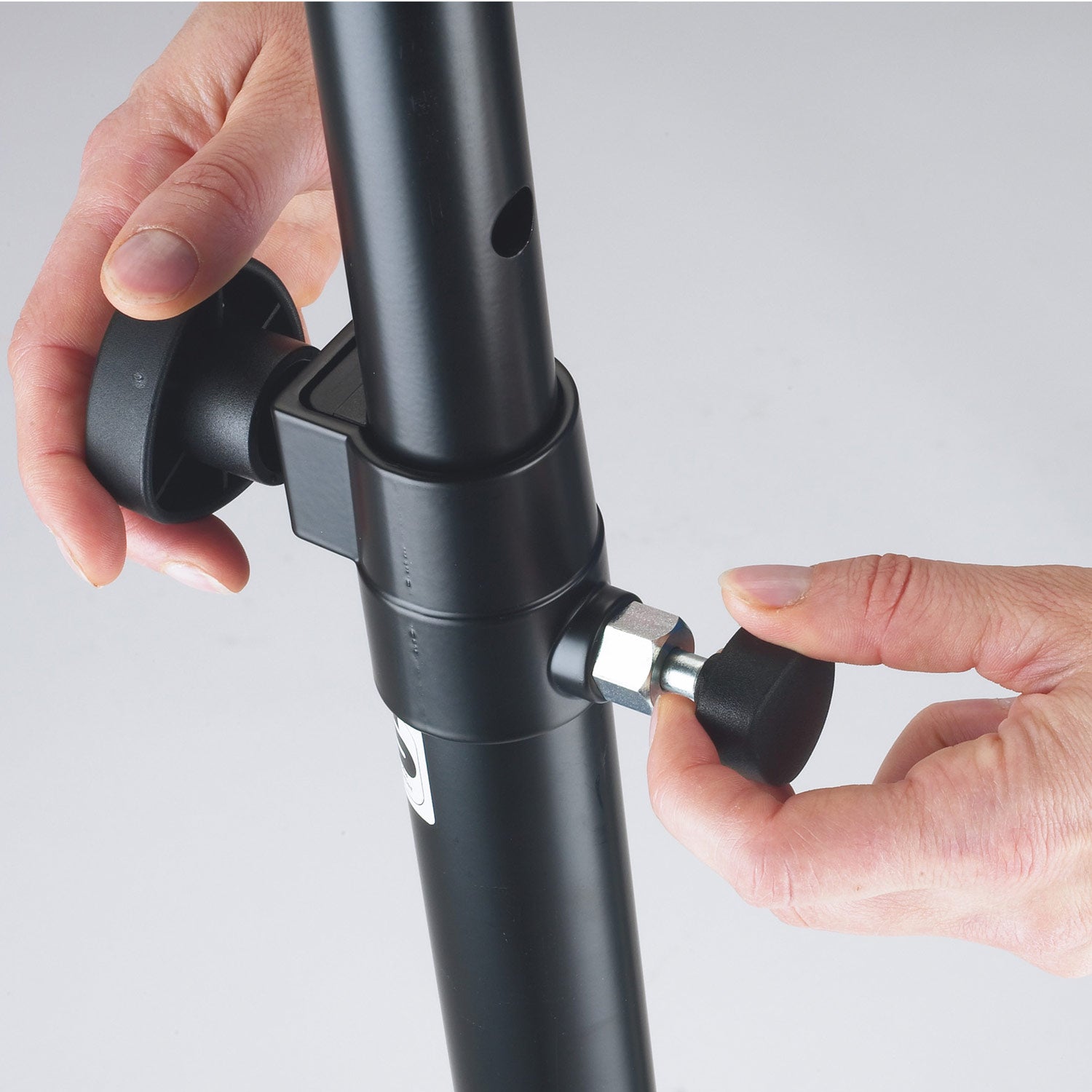 K + M 21367 Speaker Distance Rod with Ring Lock (Black)
