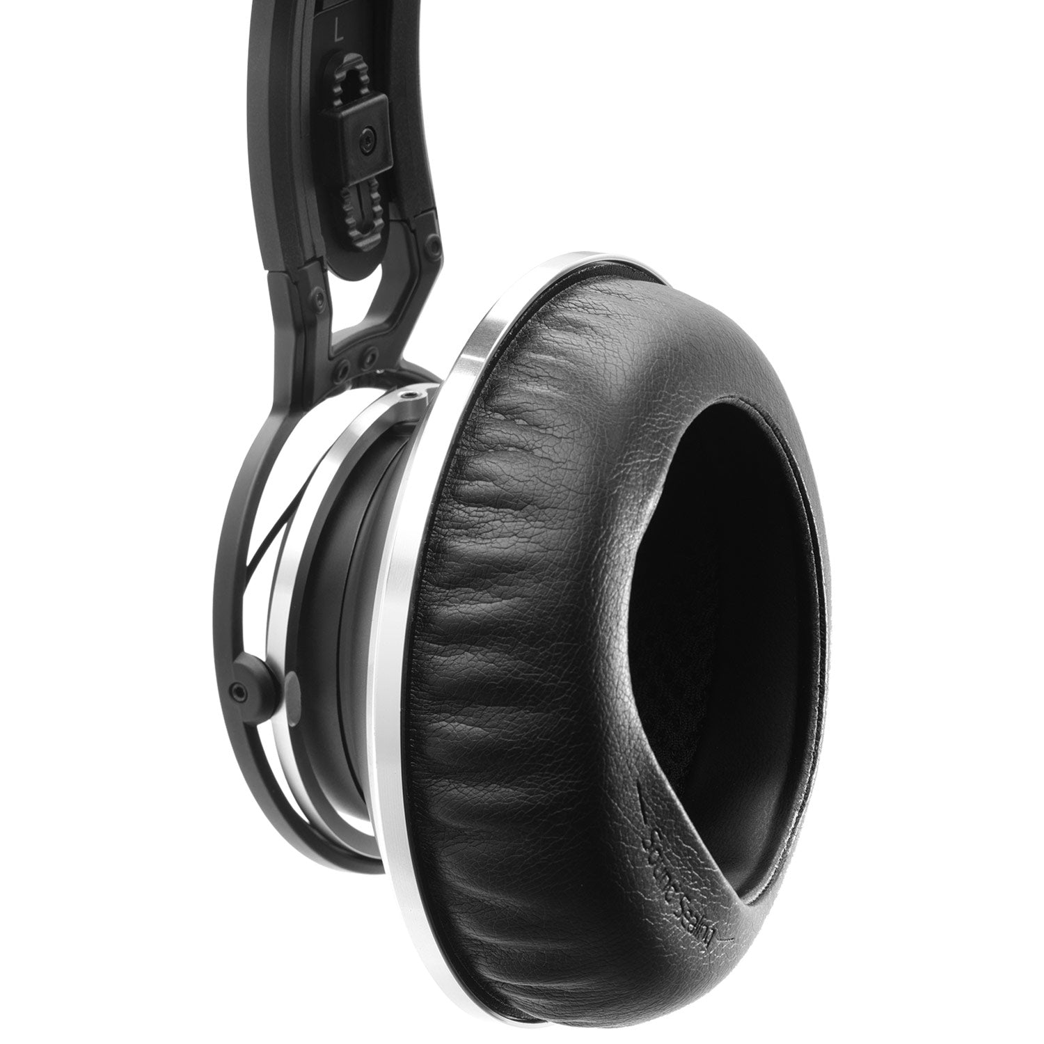AKG K872 Master Reference Closed-Back Monitoring Headphones