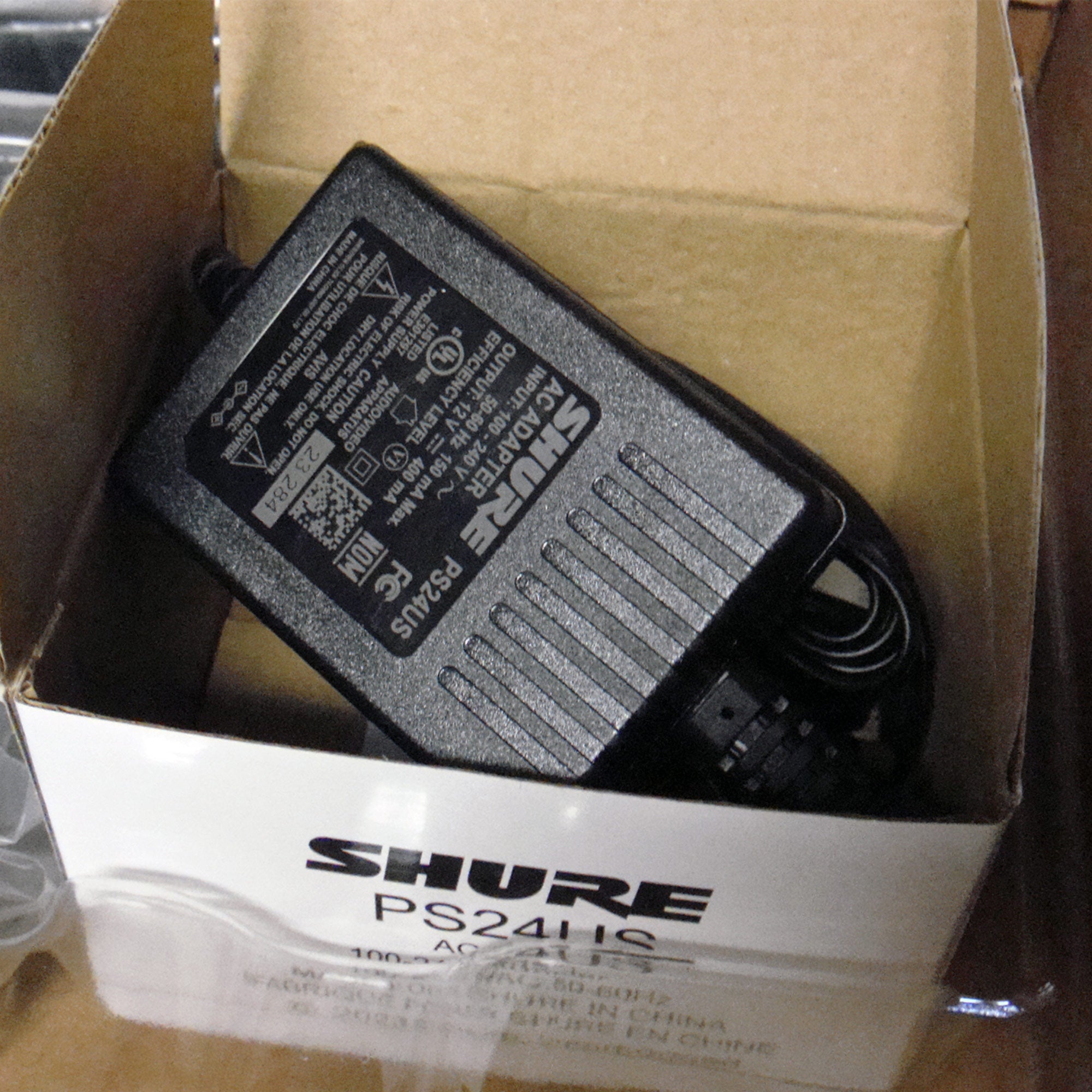 Shure QLXD4 Wireless Receiver (V50 Band - 174-216 MHz) B-Stock 2