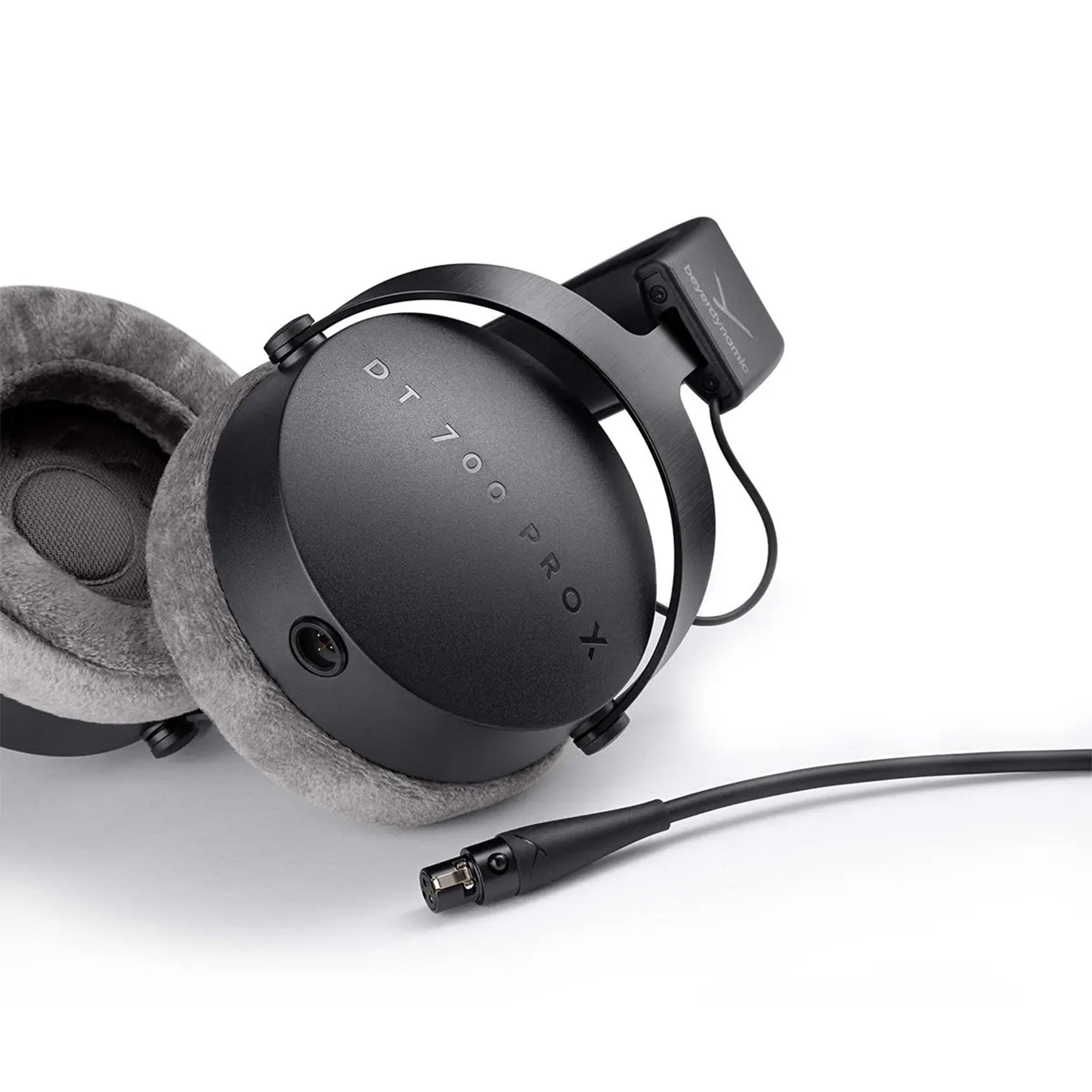 Beyerdynamic DT 700 PRO X - Closed-Back Studio Monitoring Headphones