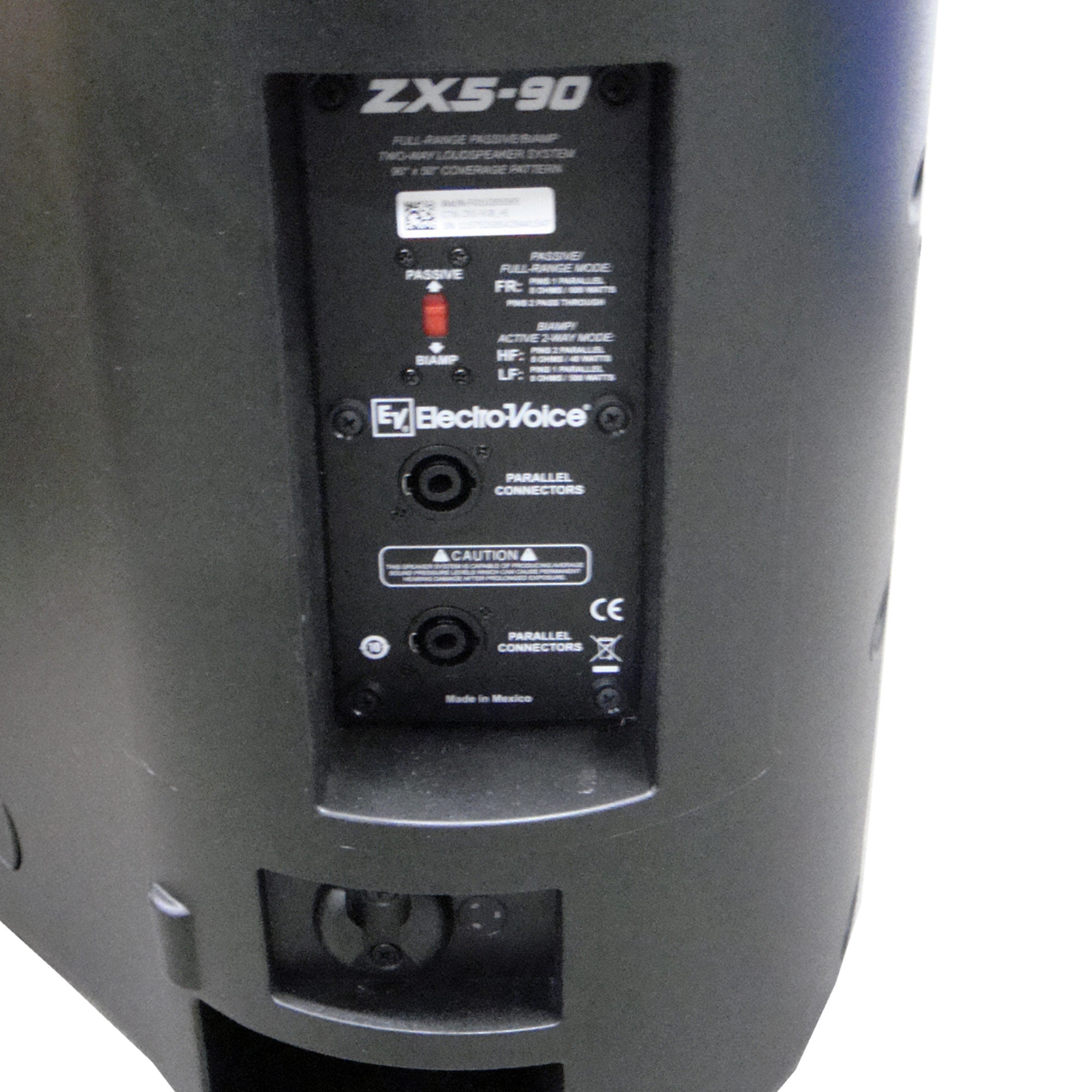 Electro-Voice ZX5-90B - 600-Watt 15" 90x50 2-Way Bi-Ampable Passive Loudspeaker - Black - B-Stock