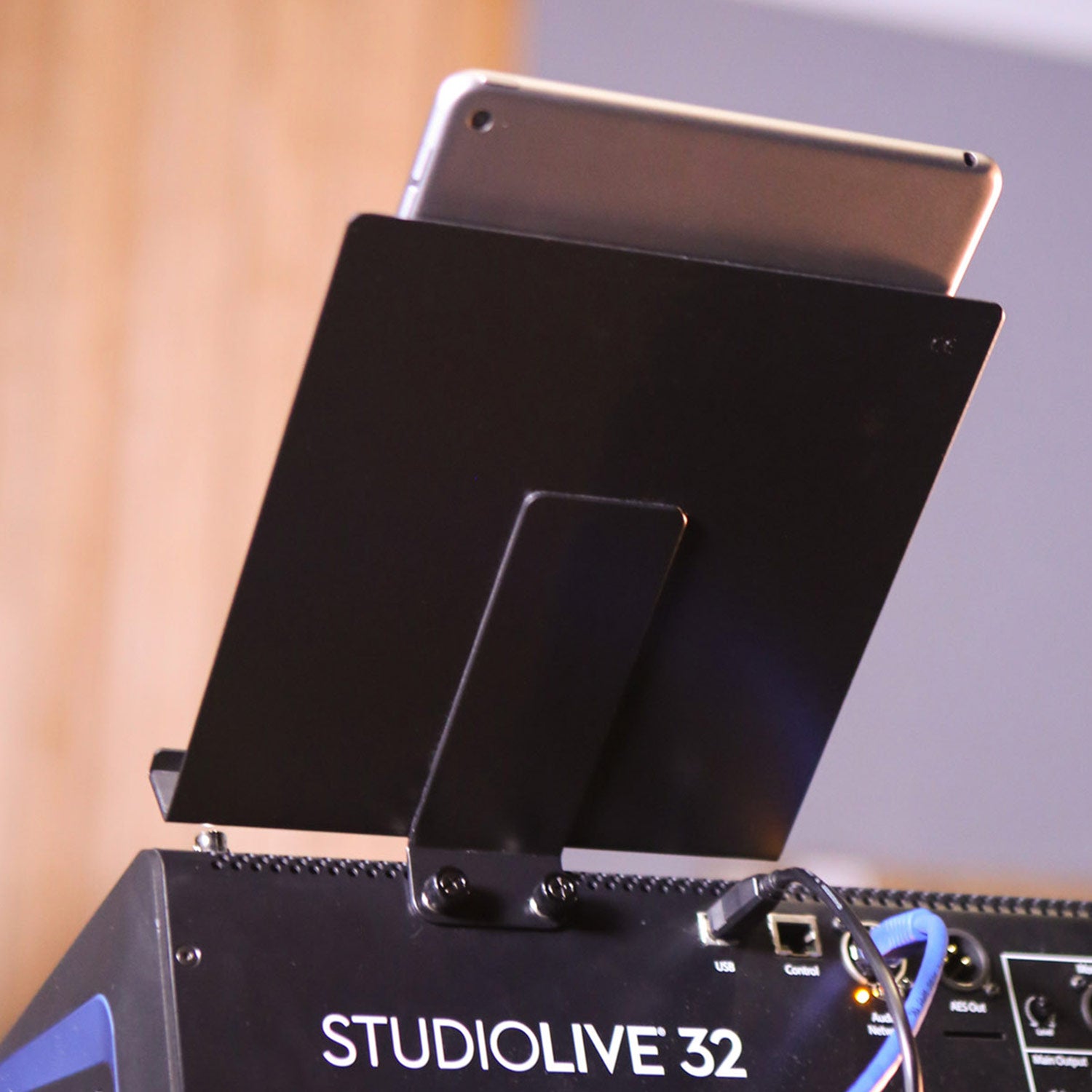 PreSonus SL-Shelf-Mount StudioLive Series III Accessory Shelf Mount