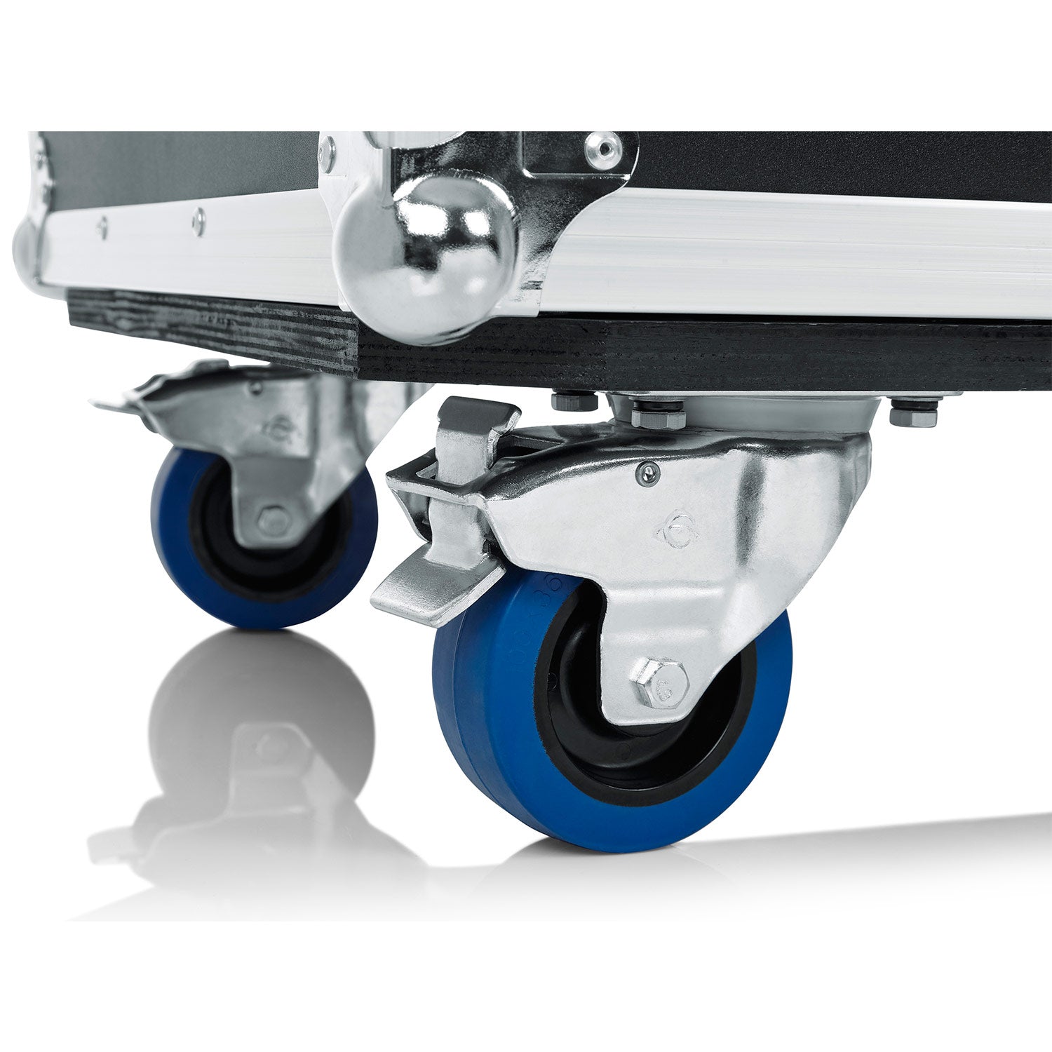 Gator G-TOURTRK4522HS Truck Pack Trunk W/ Casters Ð 45" X 22" X 27"