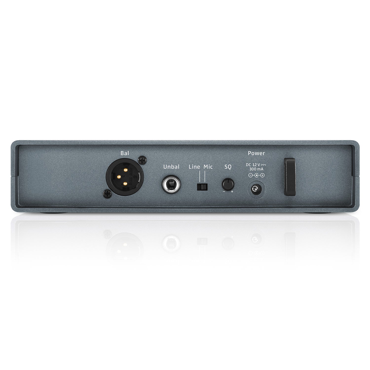 Sennheiser XSW 1-825 Handheld Wireless System (A Band - 548-572 MHz)