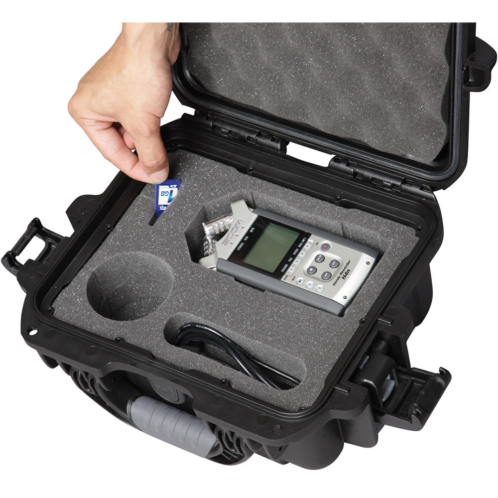 Gator GU-ZOOMH4N-WP Molded Waterproof Case for Zoom H4n Recorder