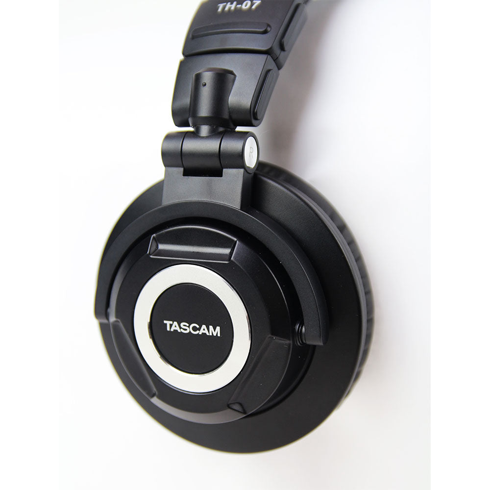 Tascam TH-07 High Definition Monitor Headphones
